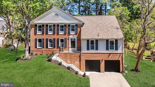 9933 Dellcastle Rd, GAITHERSBURG, MD, 20886-1322 | Card Image