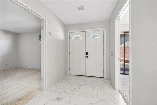 8927 Bluff Ln, Fair Oaks, CA, 95628-6458 | Card Image