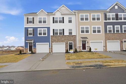 151 Willett Hollow St, STEPHENS CITY, VA, 22655 | Card Image