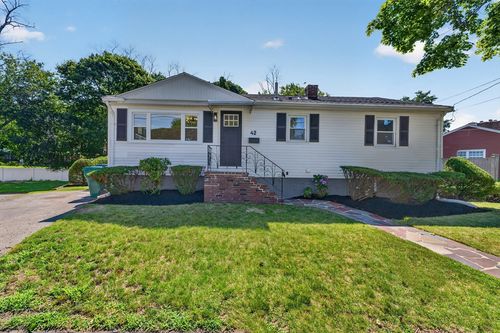 42 Bickford St, Lynn, MA, 01904-2006 | Card Image