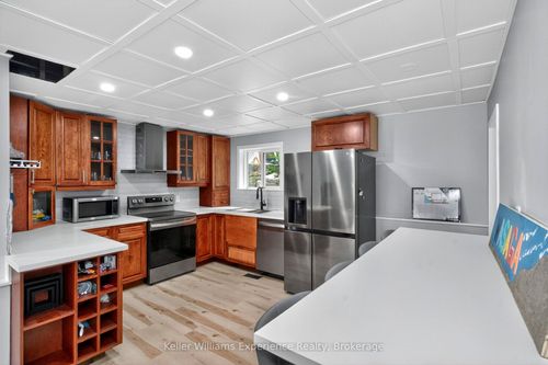 452 Broderick St, Port Mcnicoll, ON, L0K1R0 | Card Image