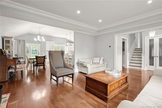 24 Appletree Ln, House other with 3 bedrooms, 3 bathrooms and null parking in Norwalk CT | Image 4
