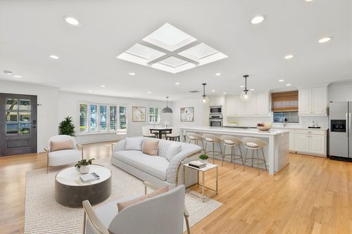 7727 La Avenida Dr, Dallas, TX, 75248-4330 | Card Image