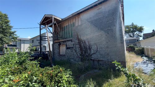 14027 247th St, Rosedale, NY, 11422-2131 | Card Image