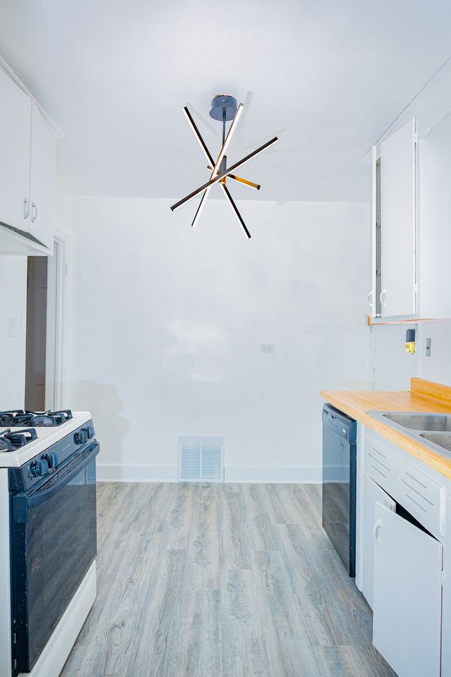 813 S 3 Rd Ave, House other with 3 bedrooms, 1 bathrooms and null parking in Maywood IL | Image 7
