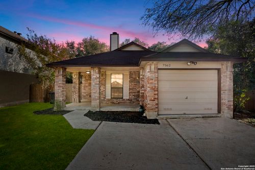 7562 Beaver Tree, San Antonio, TX, 78249-3662 | Card Image