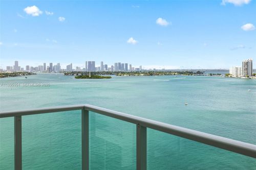 1423-1000 West Ave, Miami Beach, FL, 33139-4729 | Card Image
