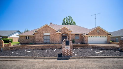 906 Greenleaf Dr, Mexia, TX, 76667-3835 | Card Image