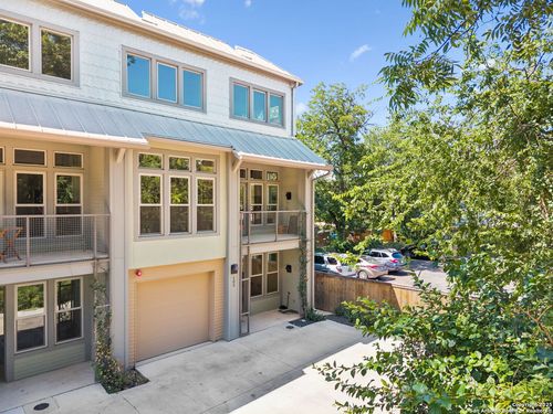 105-135 Cedar St, San Antonio, TX, 78210-1287 | Card Image