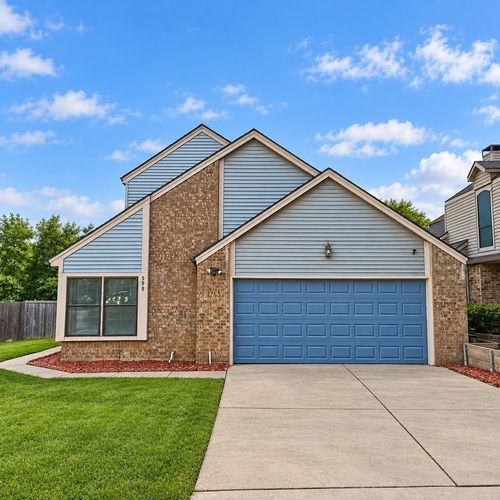 598 Briarcliff Dr, Garland, TX, 75043-5602 | Card Image