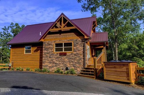 1223 Parkview Vista Way, Pigeon Forge, TN, 37863 | Card Image
