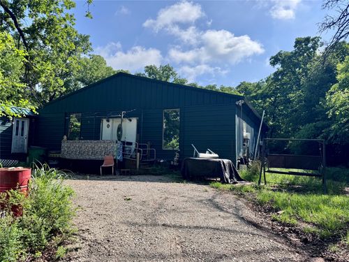 252 Nocona Dr, Nocona, TX, 76255-9282 | Card Image