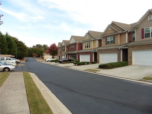 4003 Labrador Way, Lilburn, GA, 30047-8743 | Card Image