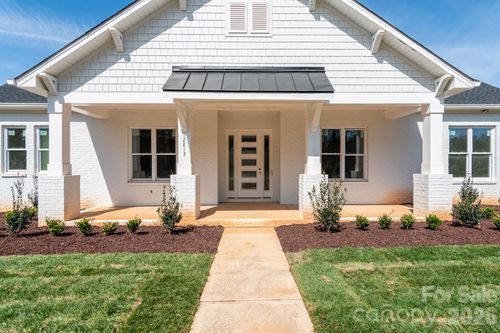 12817 Mayes Rd, Huntersville, NC, 28078-5027 | Card Image