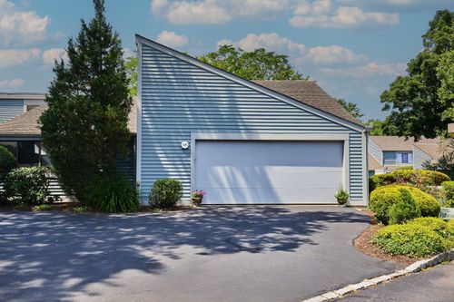 115-115 Harvest Cmns, Westport, CT, 06880-3949 | Card Image