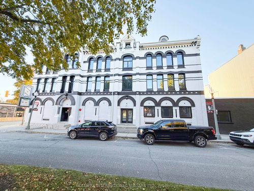 3-28 Finkle St, Woodstock, ON, N4S3C6 | Card Image