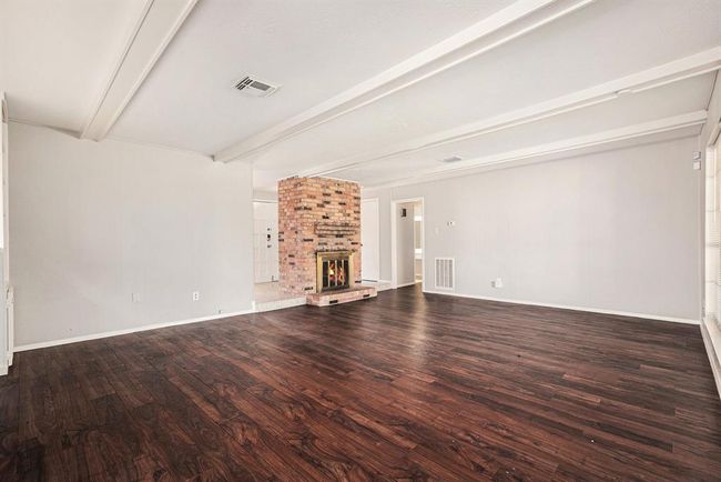 5514 Long Creek Ln, House other with 3 bedrooms, 2 bathrooms and 2 parking in Houston TX | Image 5