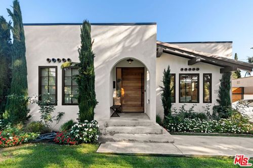 358 N Bronson Ave, LOS ANGELES, CA, 90004-1501 | Card Image