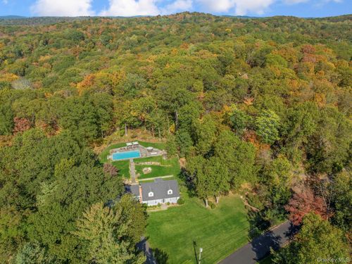 36 Pond Hill Rd, Chappaqua, NY, 10514-2531 | Card Image