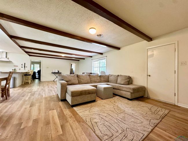 377 Cargill Rd E, House other with 3 bedrooms, 2 bathrooms and null parking in Marshall TX | Image 10