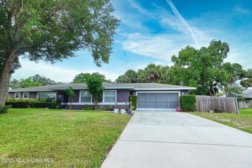 686 Joy St, SEBASTIAN, FL, 32958-4472 | Card Image