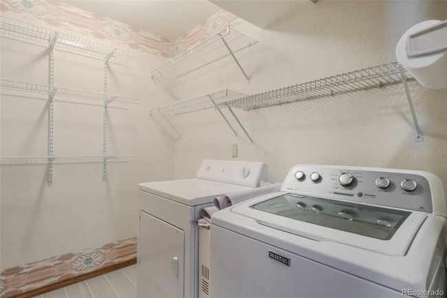 Main Level laundry | Image 23