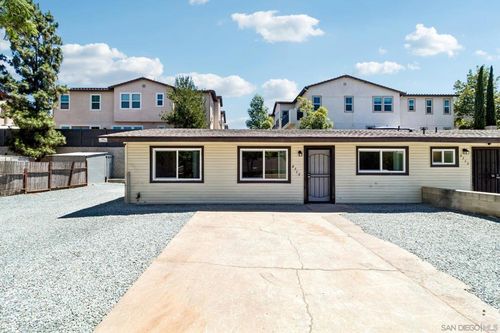 8719 Carribean Way, Santee, CA, 92071-3445 | Card Image