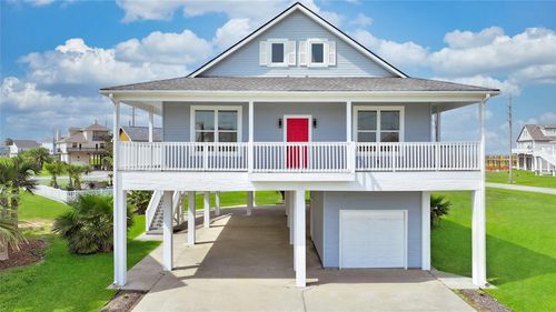 3910 Palmdale Ct, Galveston, TX, 77554-6914 | Card Image
