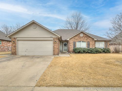 12410 80th Ct, Owasso, OK, 74055-6254 | Card Image
