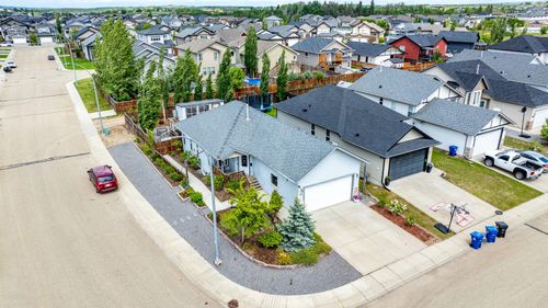57 Woodbine Close, Blackfalds, AB, T4M0K5 | Card Image