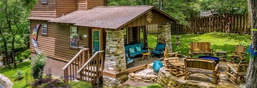 50 Wall St, Eureka Springs, AR, 72632-3632 | Card Image