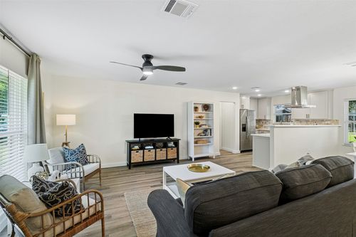 1802 Vallejo Street, Austin, TX, 78757 | Card Image