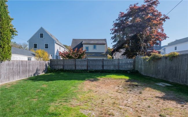 28 Carroll Ave, House other with 5 bedrooms, 2 bathrooms and 1 parking in Newport RI | Image 31