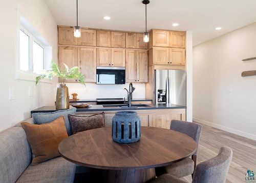 116-116 E Lakeview Dr, Silver Bay, MN, 55614 | Card Image