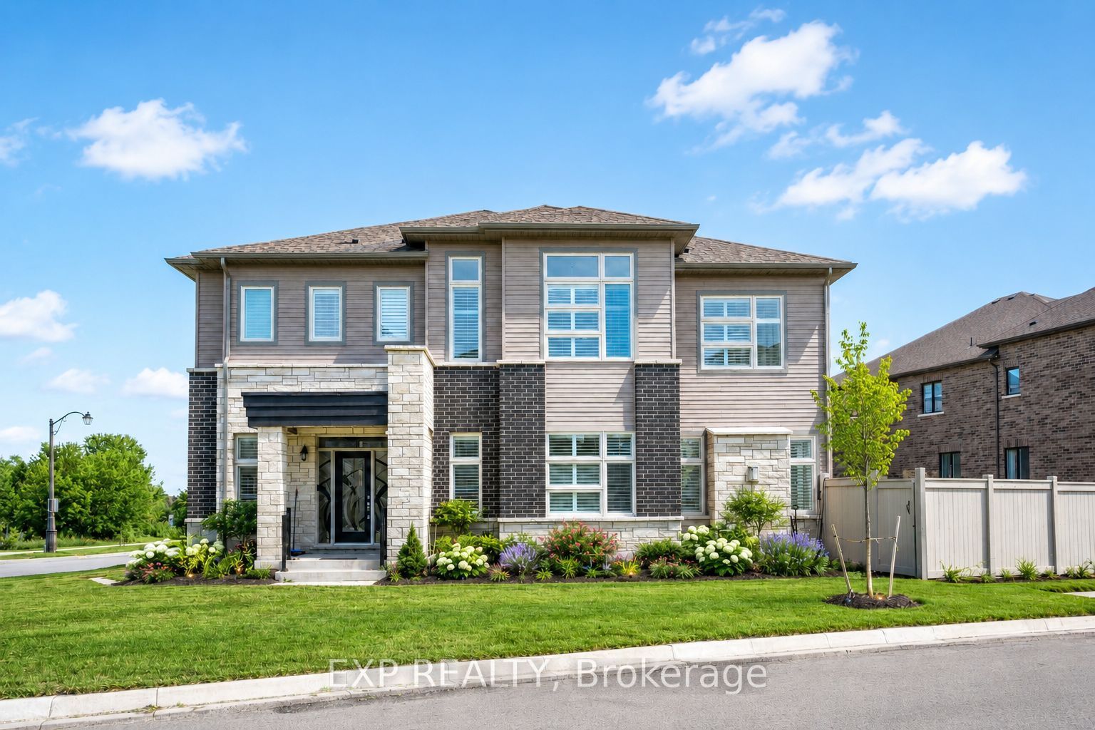 Residential in Georgina 4