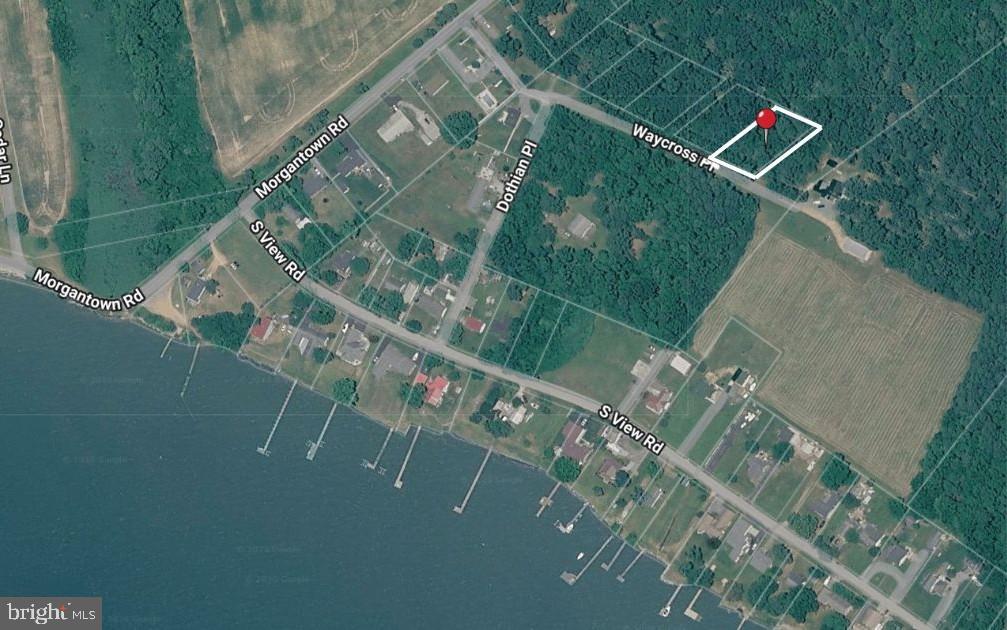 Land in NEWBURG