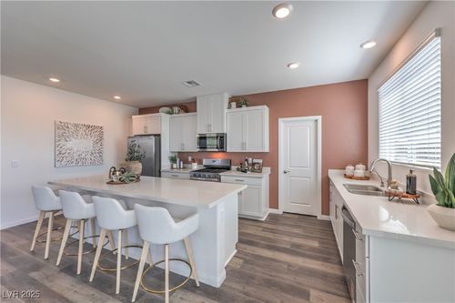 27-221 Vegas Verde Ave, North Las Vegas, NV, 89031-6921 | Card Image