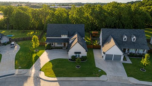 119 Breeders Dr, Willow Park, TX, 76087-1266 | Card Image