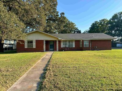 2002 Friendly Ave., House other with 3 bedrooms, 1 bathrooms and null parking in Mt Pleasant TX | Image 3