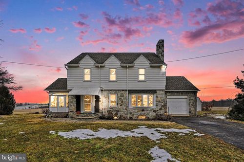 1068 Grandview Rd, HANOVER, PA, 17331-9540 | Card Image