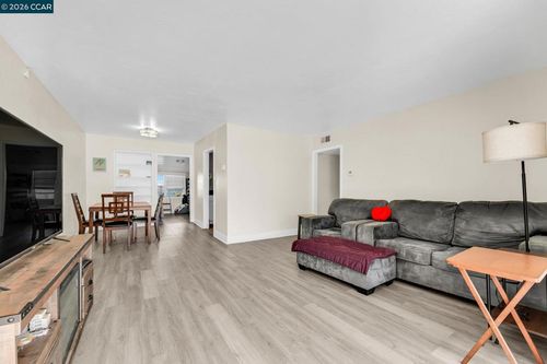 104 Alvarado Ave, Pittsburg, CA, 94565 | Card Image