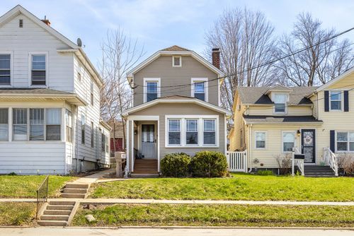 604 Illinois Street, Lemont, IL, 60439 | Card Image