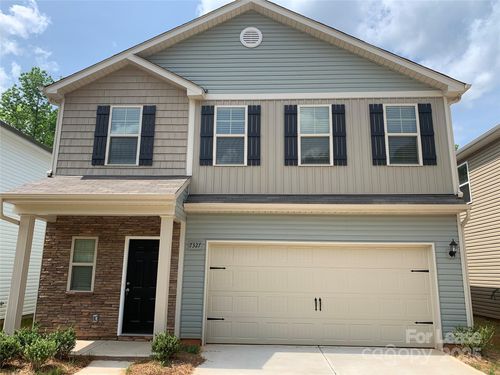 7327 Neal Rd, Charlotte, NC, 28262-3213 | Card Image