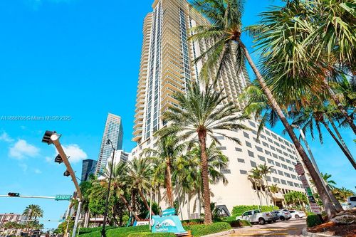 1806-16699 Collins Ave, Sunny Isles Beach, FL, 33160-5416 | Card Image