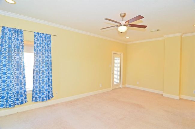 Door leads to wrap around porch | Image 20