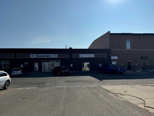 215-219 12b Street N, Lethbridge, AB, T1H2K8 | Card Image