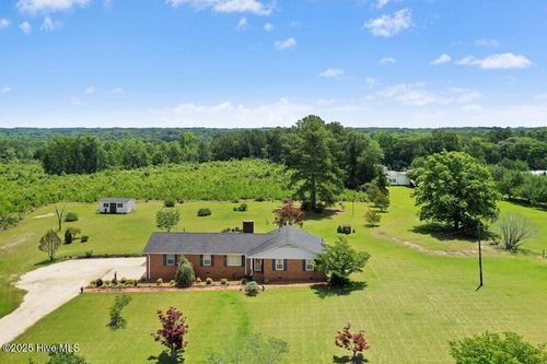 1035 Aquilla Rd, Benson, NC, 27504-9632 | Card Image