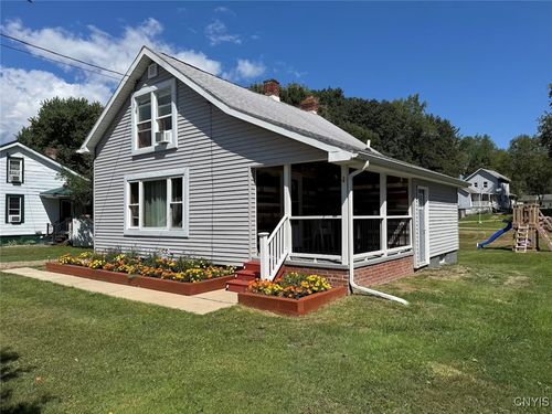 1412 W Chestnut St, Westons Mills, NY, 14788-8001 | Card Image