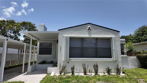 583 Nw 47th Ter, Miami, FL, 33127-2454 | Card Image