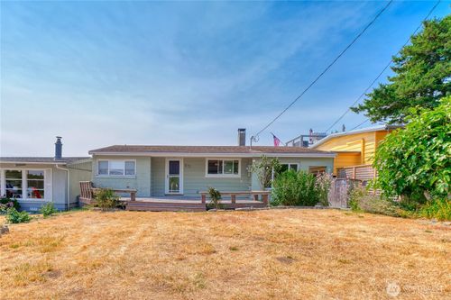 675 Sylvia Dr, Point Roberts, WA, 98281-8413 | Card Image
